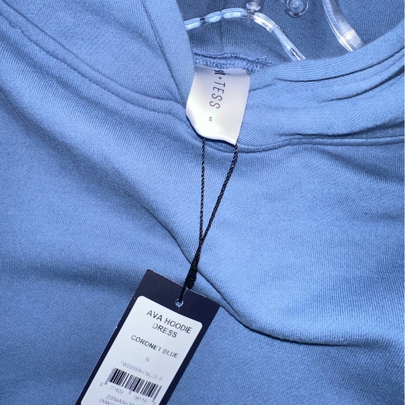 Ava Hoodie Dress - NWT - Picture 6 of 6